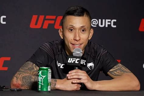 UFC fighter comes out as bisexual after sexual video with another。